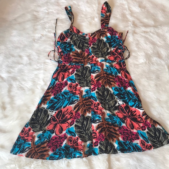 Forever 21 floral Hawaii hibiscus 🌺 dress M - Picture 5 of 5